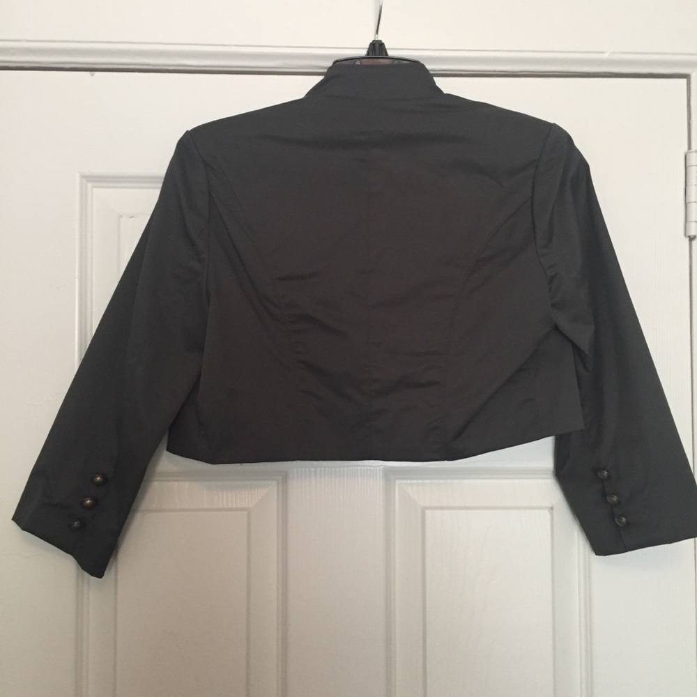Jacket - Picture 5 of 6